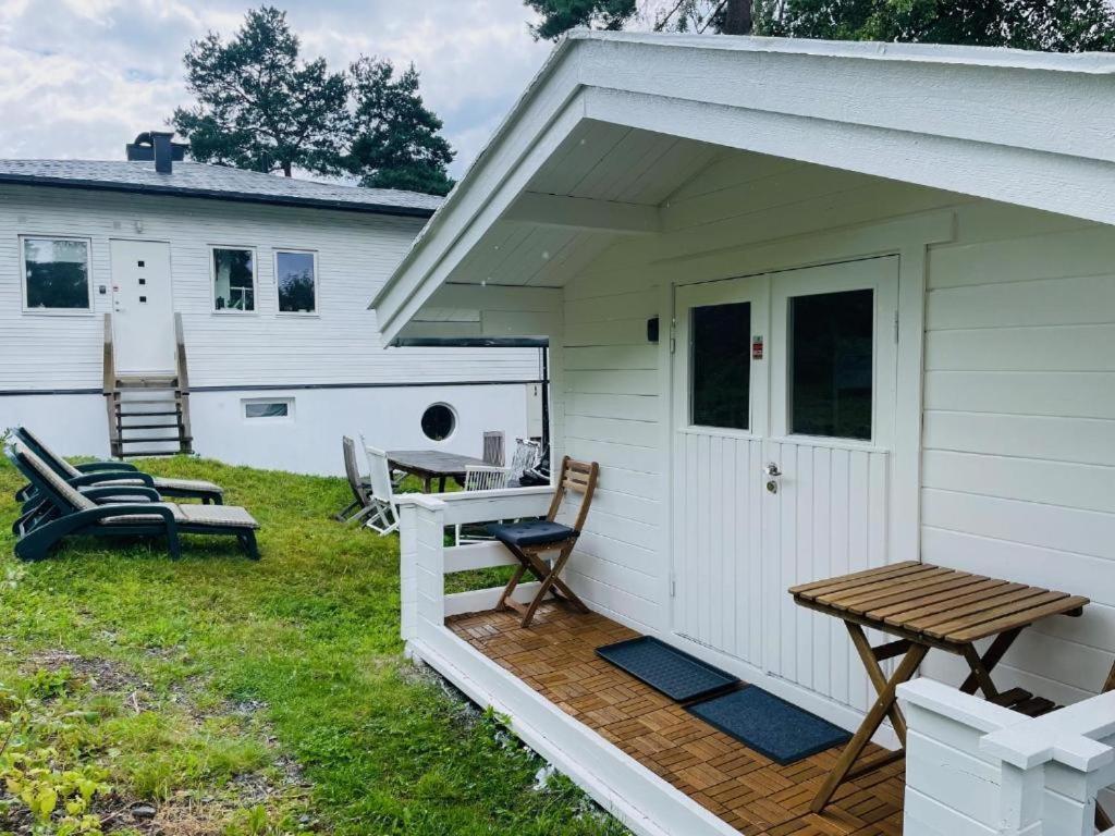Nice Apartment With1 Bedroom Separate Living Room With A Sofa Bed And A Tiny Kitchen A Bathroom Located In Nordstrand Near By The Sea For 3 Guests With A Garden And Grill 5 Extra Guests With Extra Cost In The Cabin With Sea View Just Outside The Apar Oslo Dış mekan fotoğraf